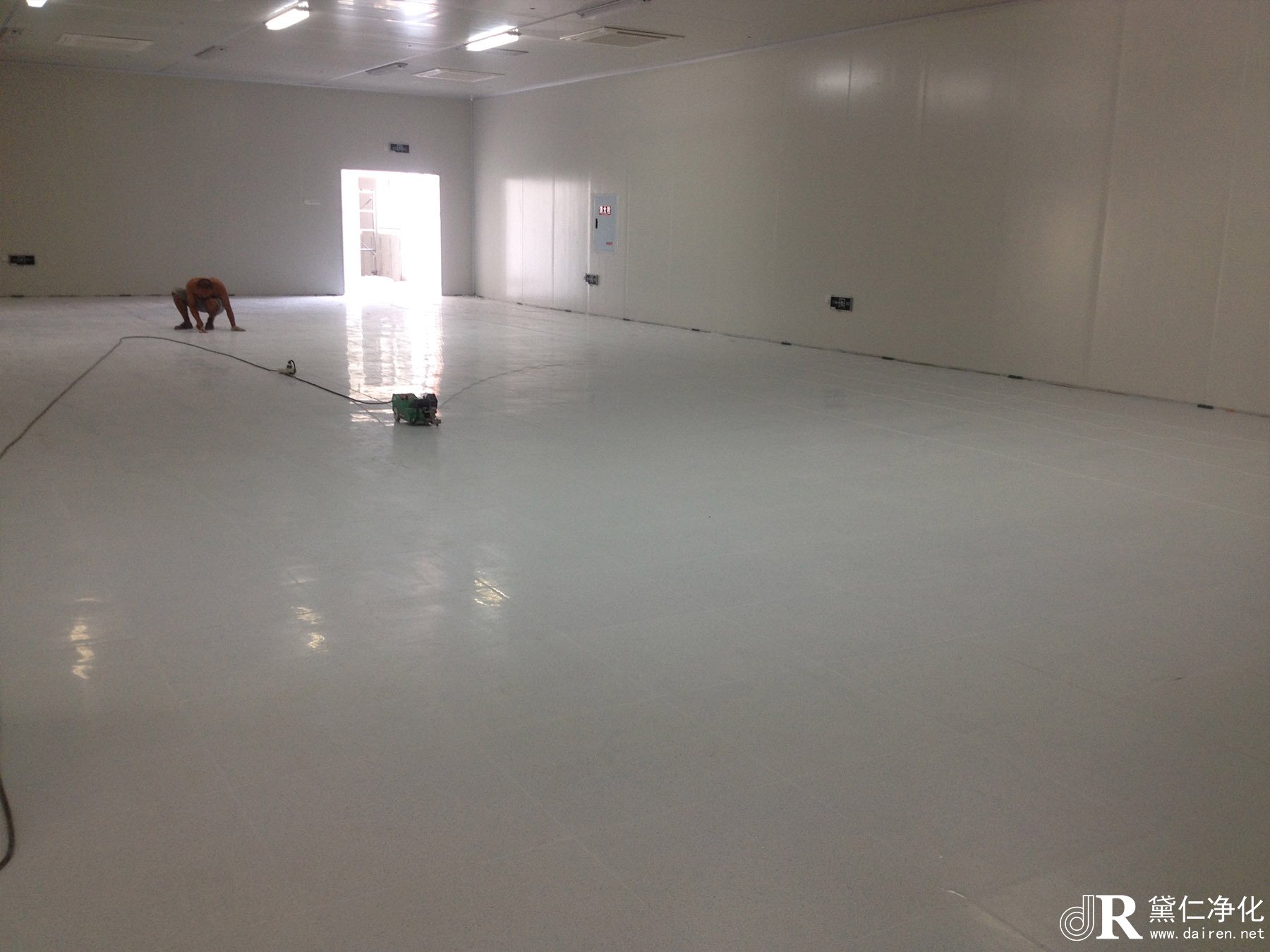 上海松江區(qū)電子廠(chǎng)車(chē)間裝修案例